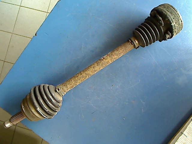 ANTRIEBSWELLE LINKS VORNE