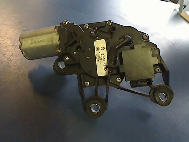 SCHEIBENWISCHERMOTOR HINTEN
