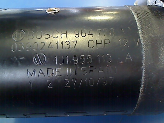 SCHEIBENWISCHERMOTOR VORNE