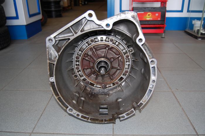 AUTOMATIKGETRIEBE DEFEKT