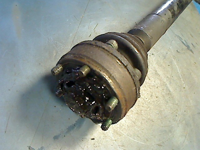 ANTRIEBSWELLE RECHTS VORNE