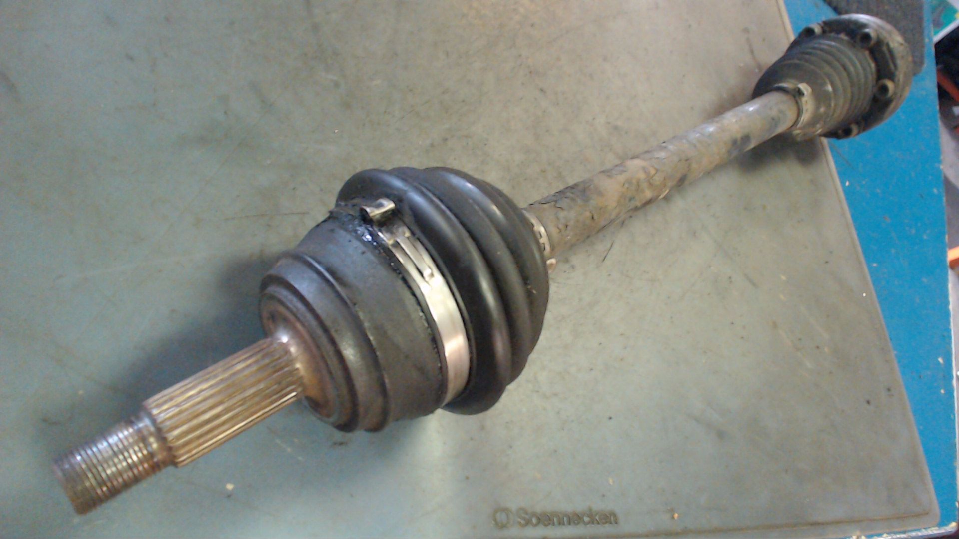 ANTRIEBSWELLE LINKS VORNE