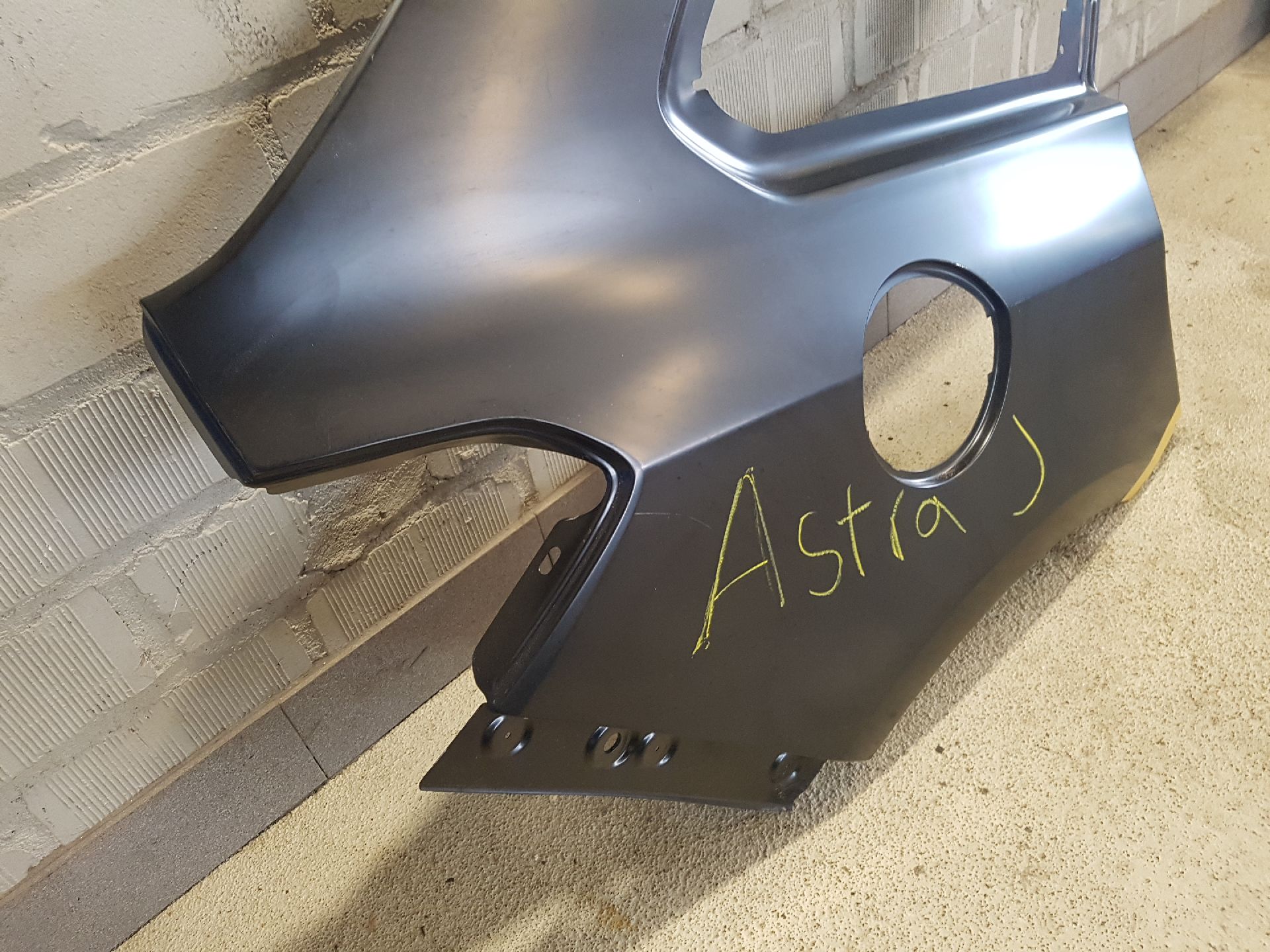 SEITENWAND RECHTS HINTEN