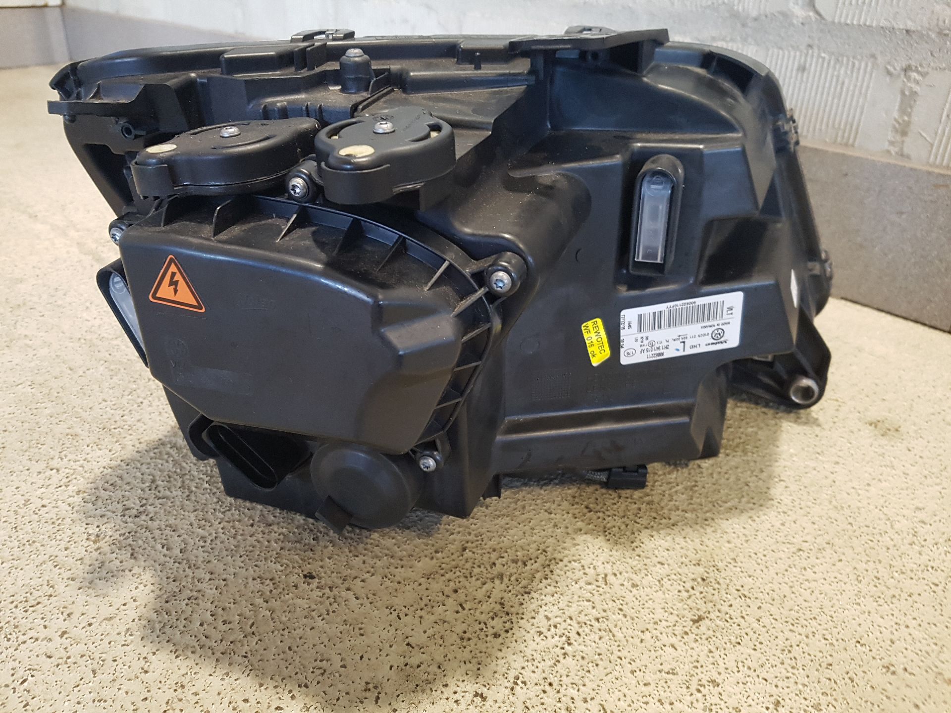 SCHEINWERFER LINKS XENON LED