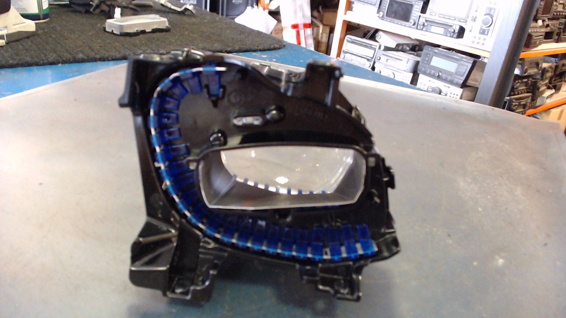 LINSE SCHEINWERFER LINKS