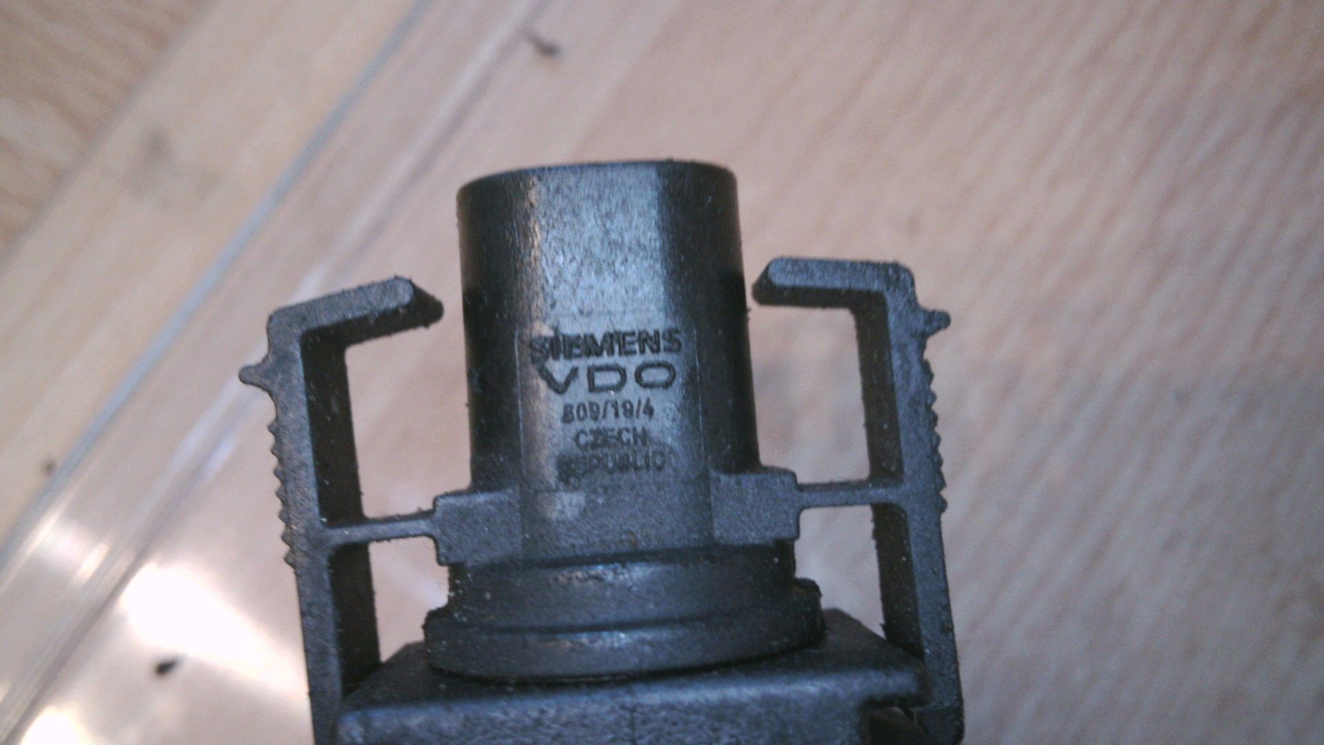 ANSAUGDROSSEL TEMPERATURSENSOR