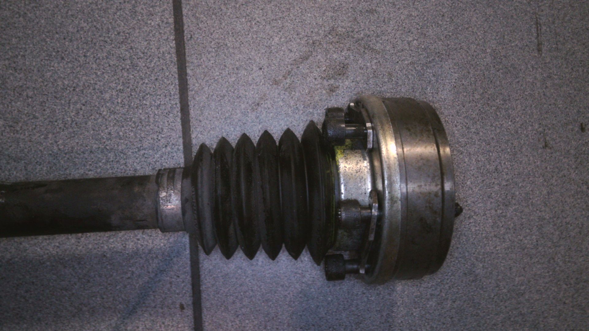 ANTRIEBSWELLE LINKS VORNE