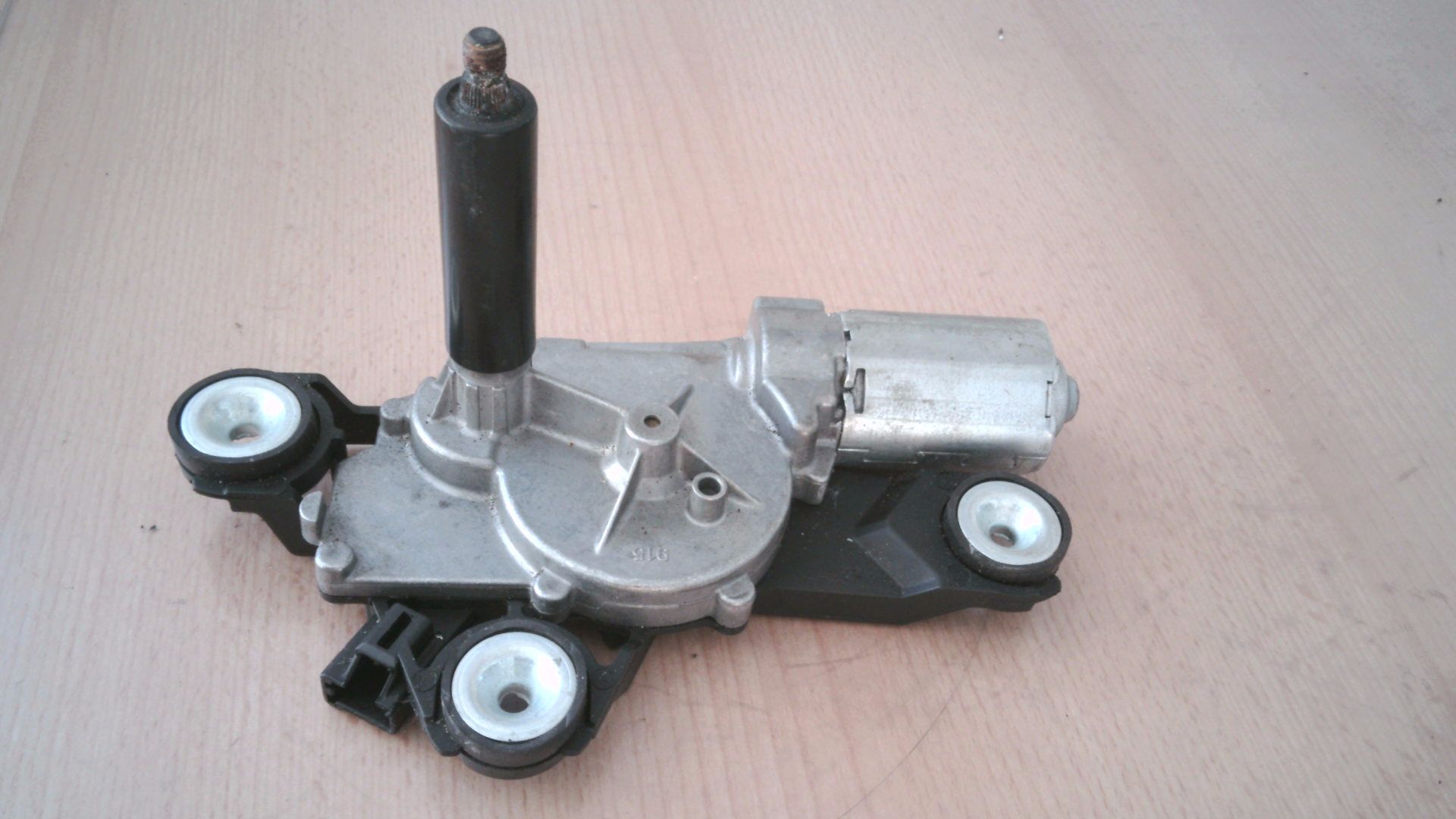 Scheibenwischermotor hinten