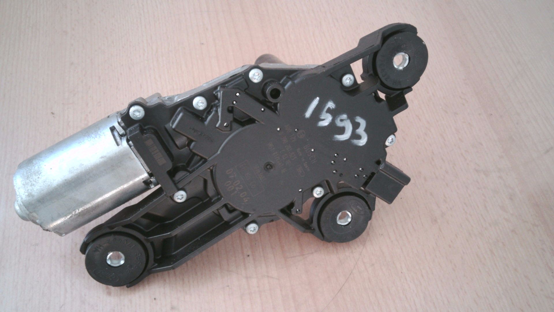 Scheibenwischermotor hinten