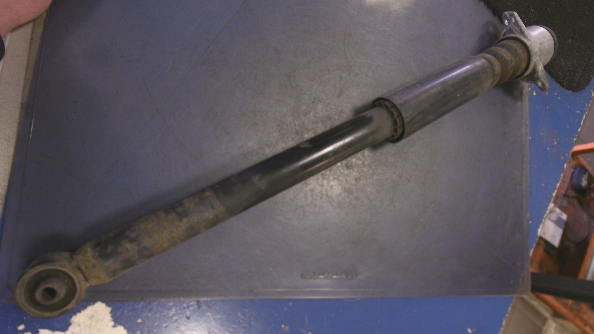 Stoßdämpfer Hinten