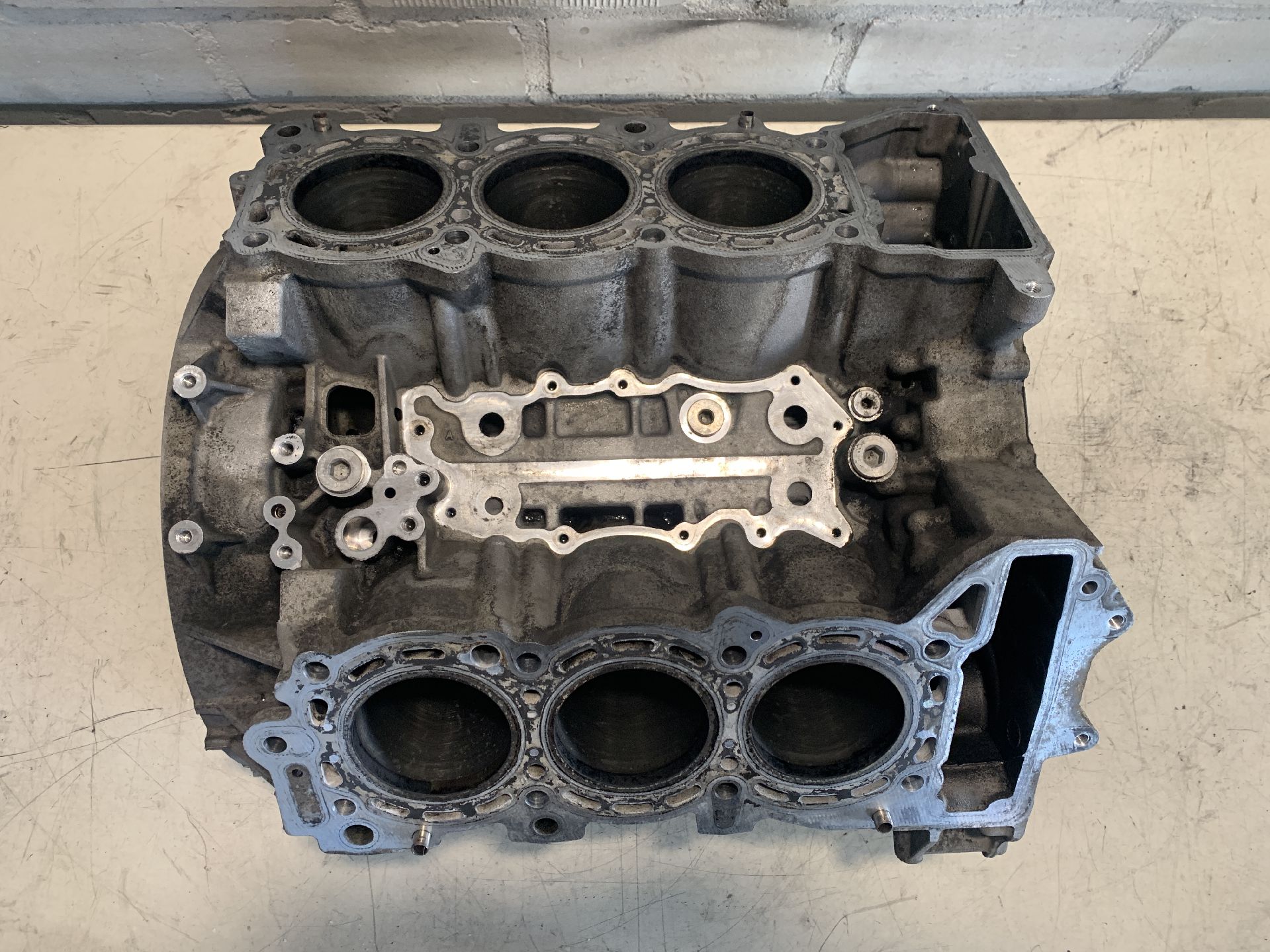 Motorblock ohne Anbauteile