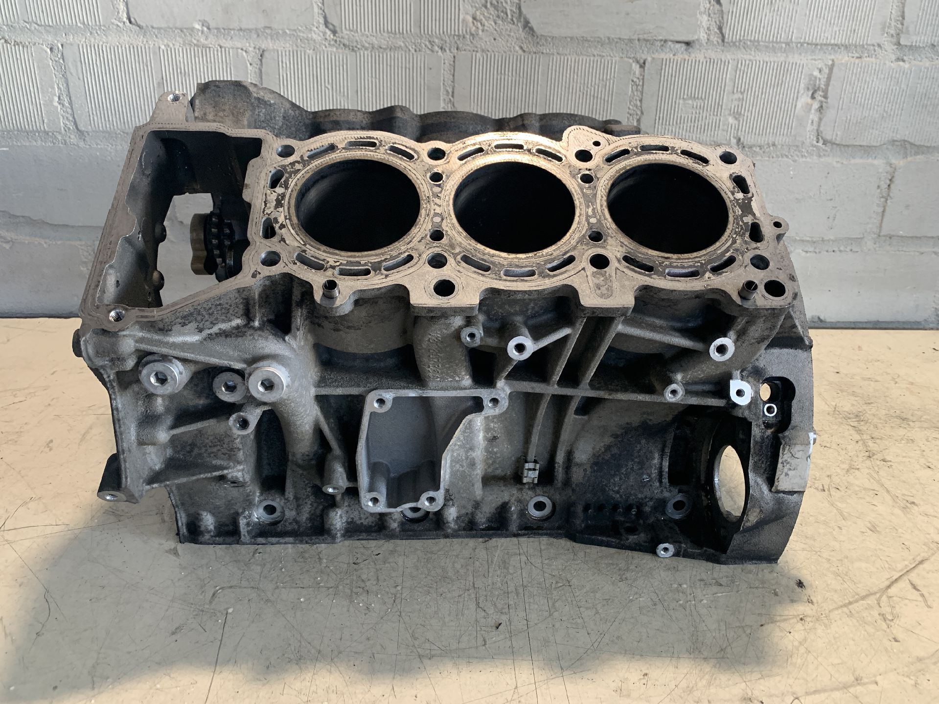 Motorblock ohne Anbauteile