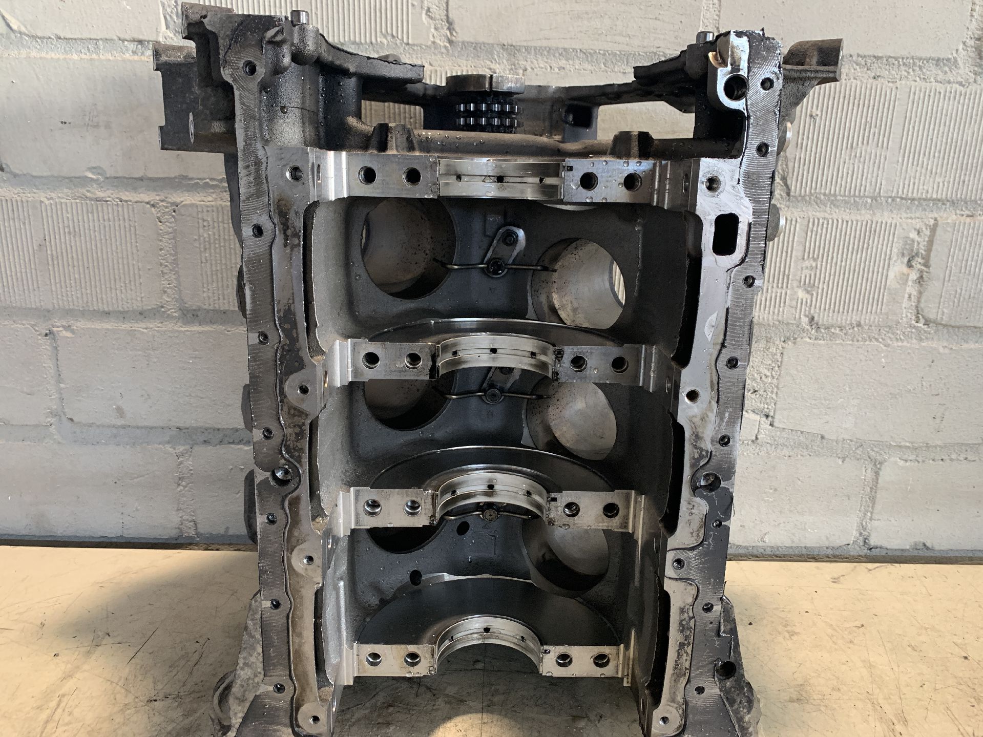 Motorblock ohne Anbauteile