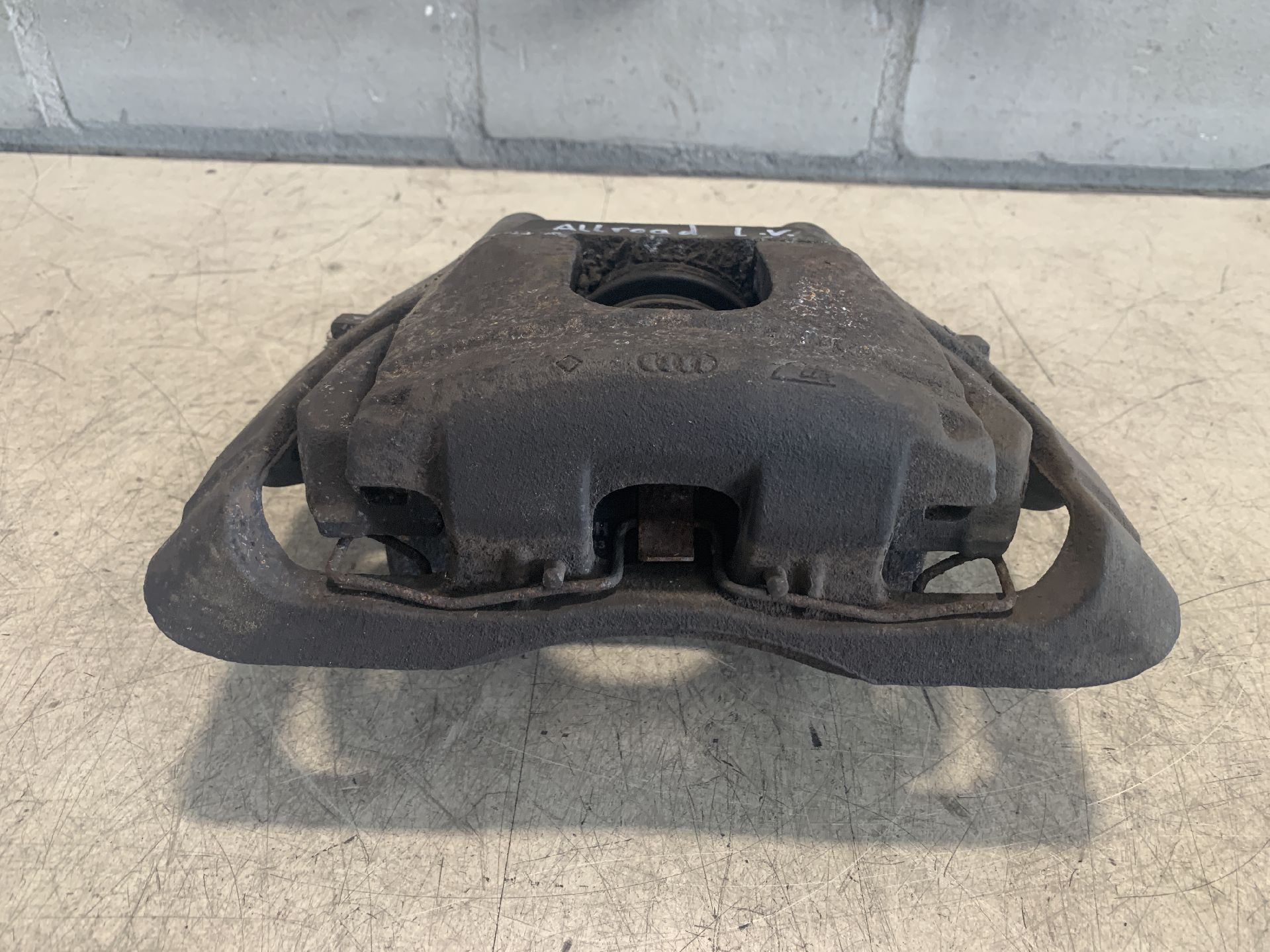 Bremssattel Links Vorne