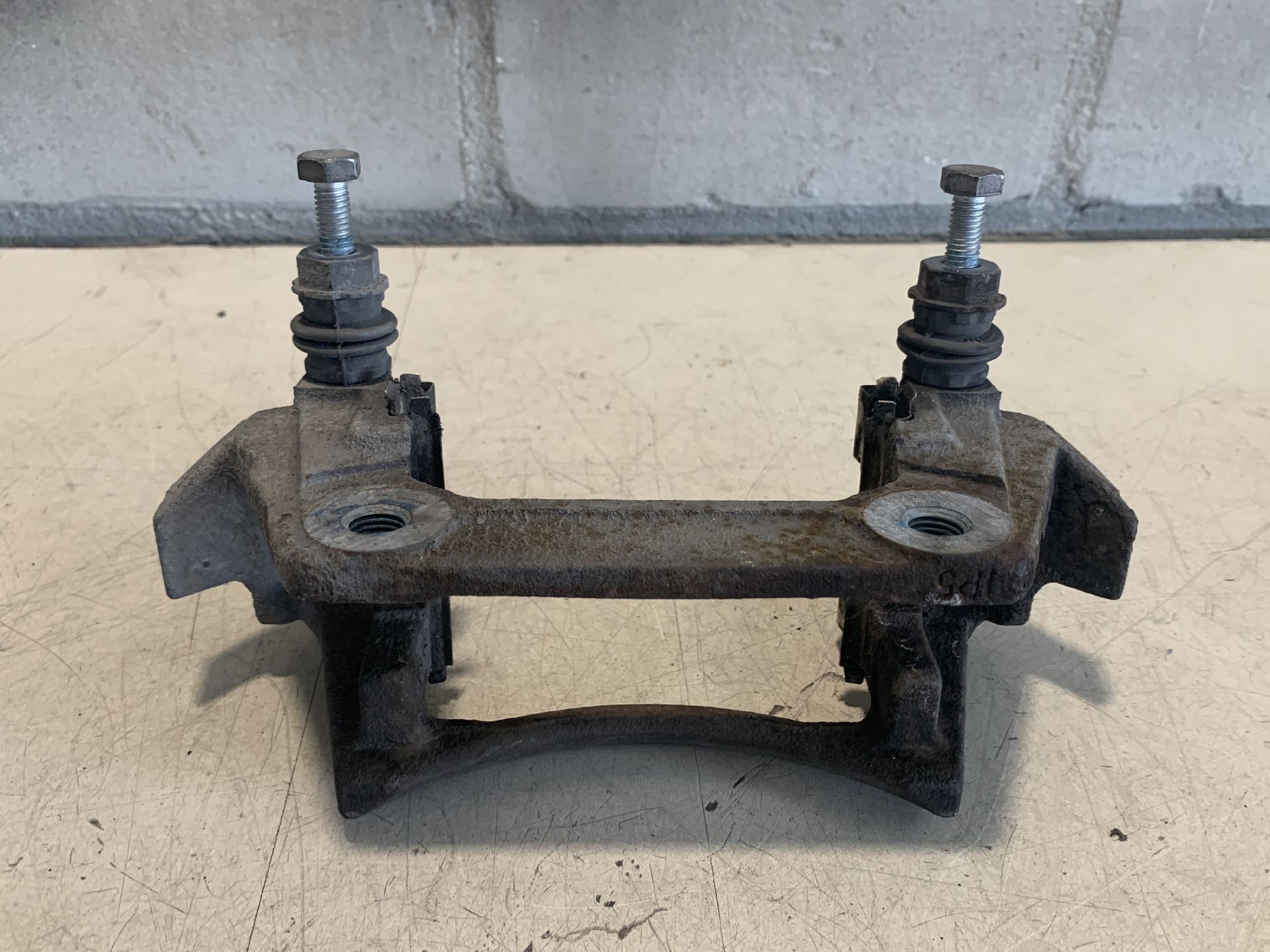 Bremssattelträger Links Vorne