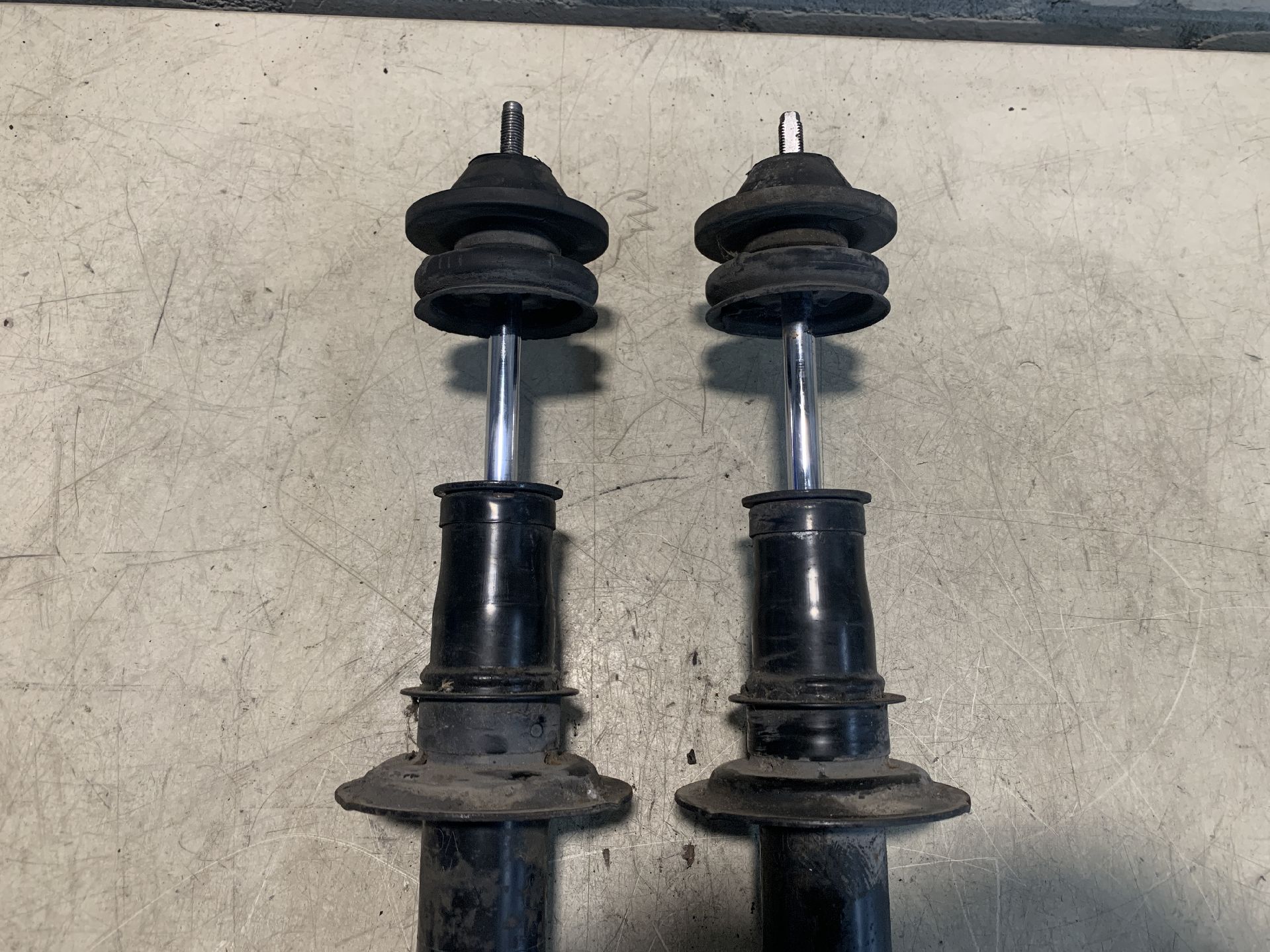 Stossdämpfer Satz Vorne