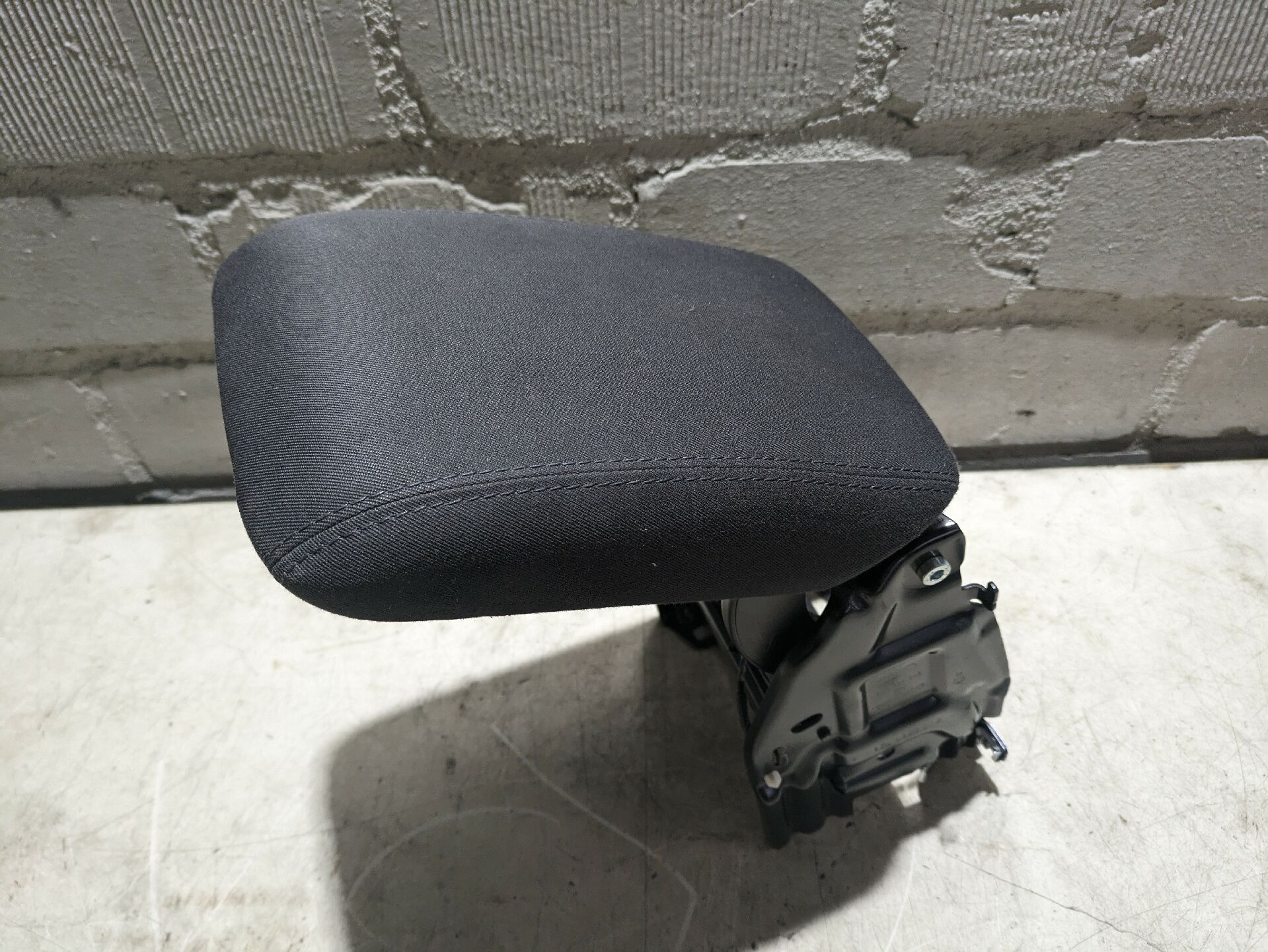 Mittelarmlehne