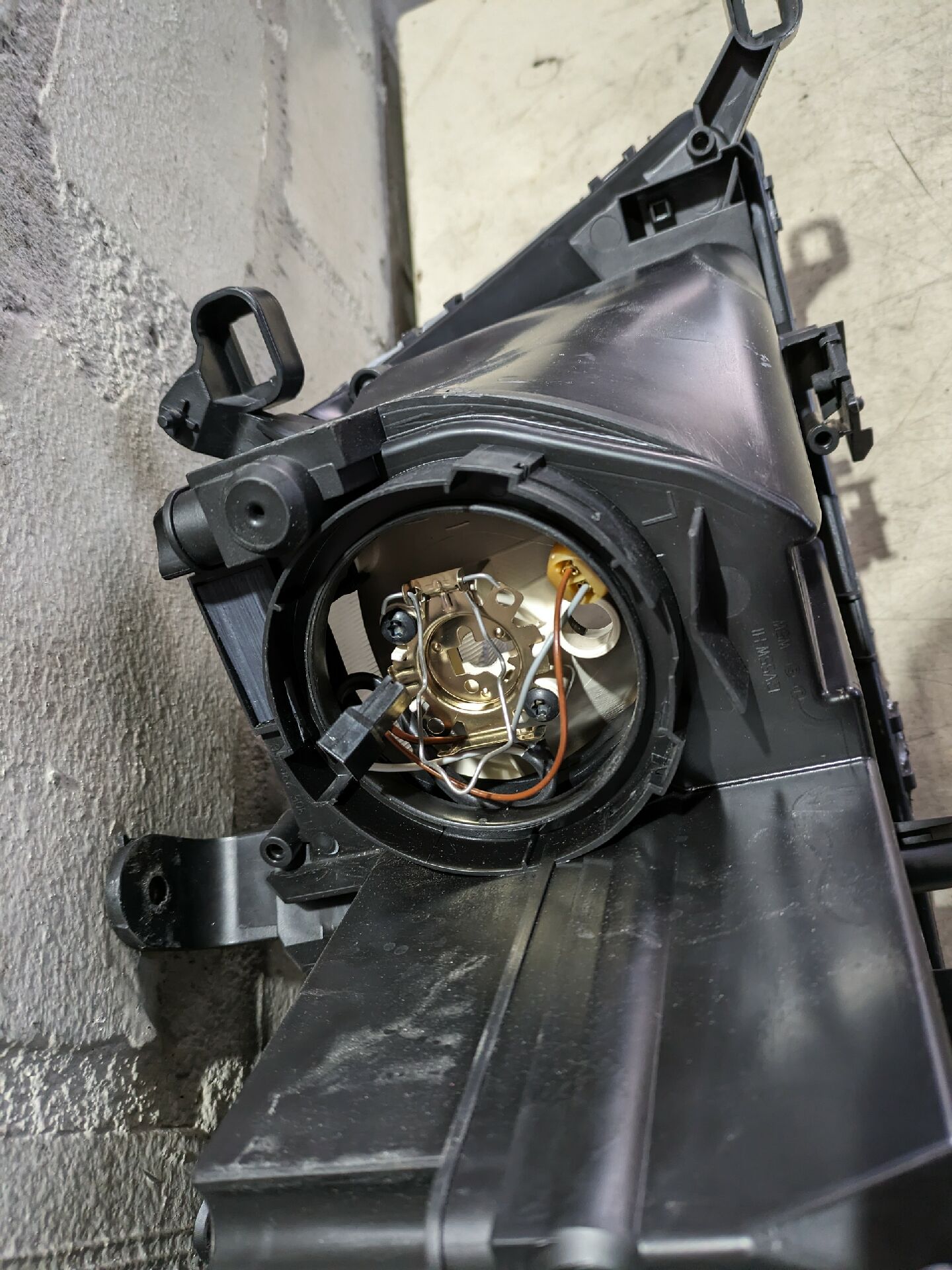 Scheinwerfer Links