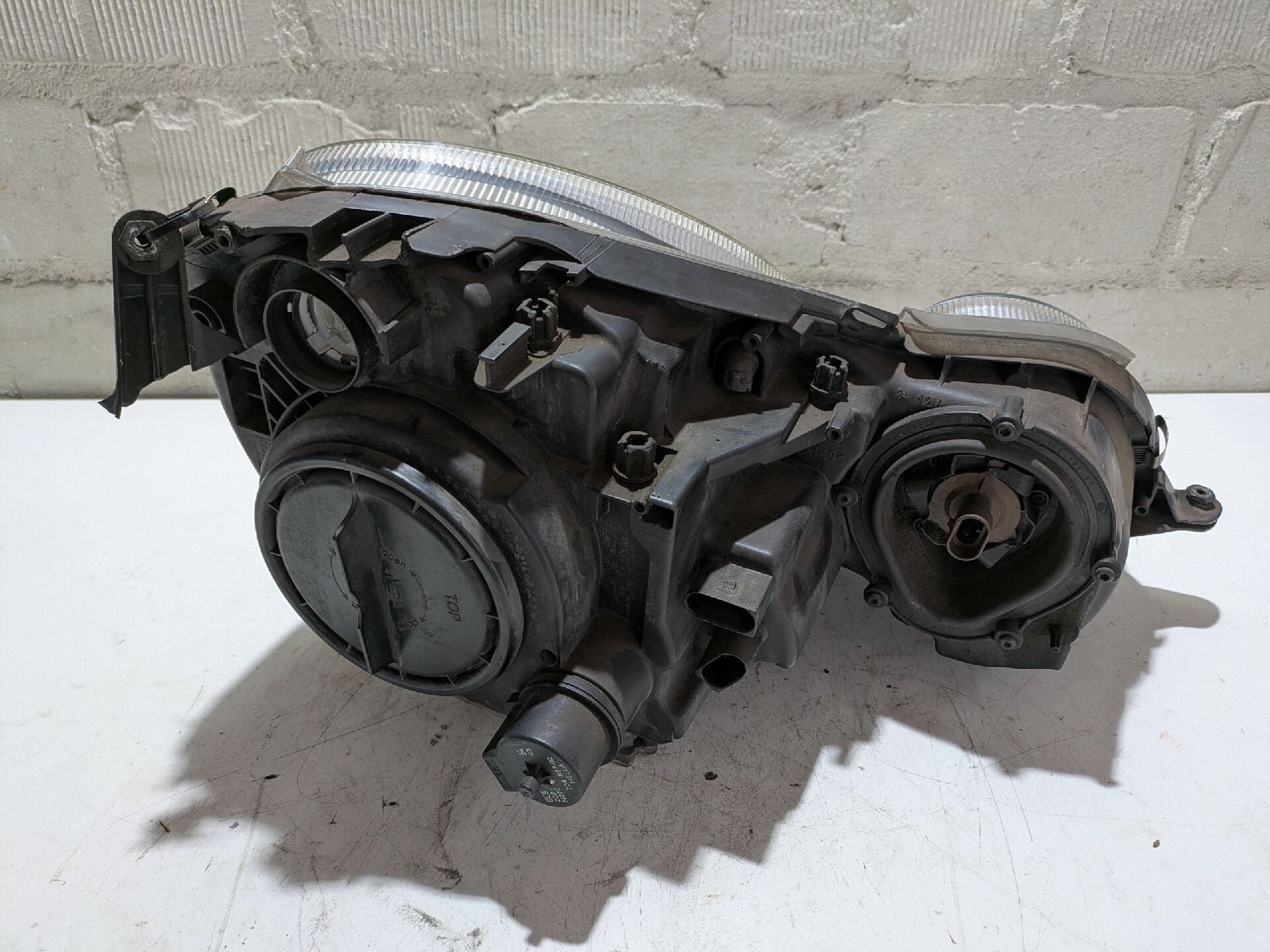 Scheinwerfer Links