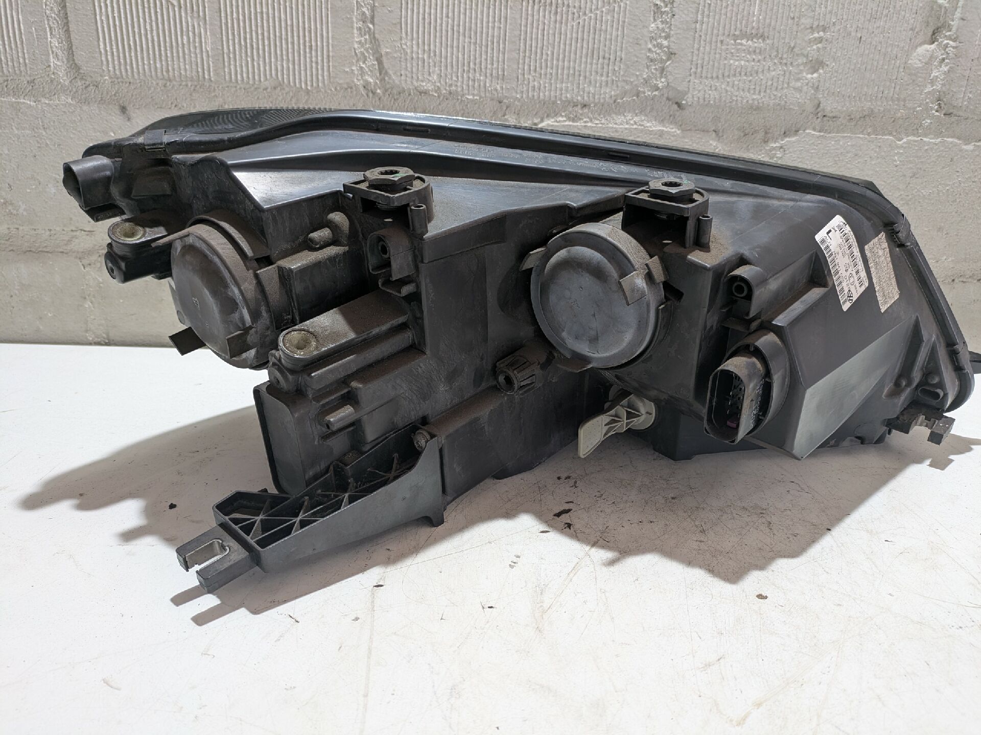 Scheinwerfer Links
