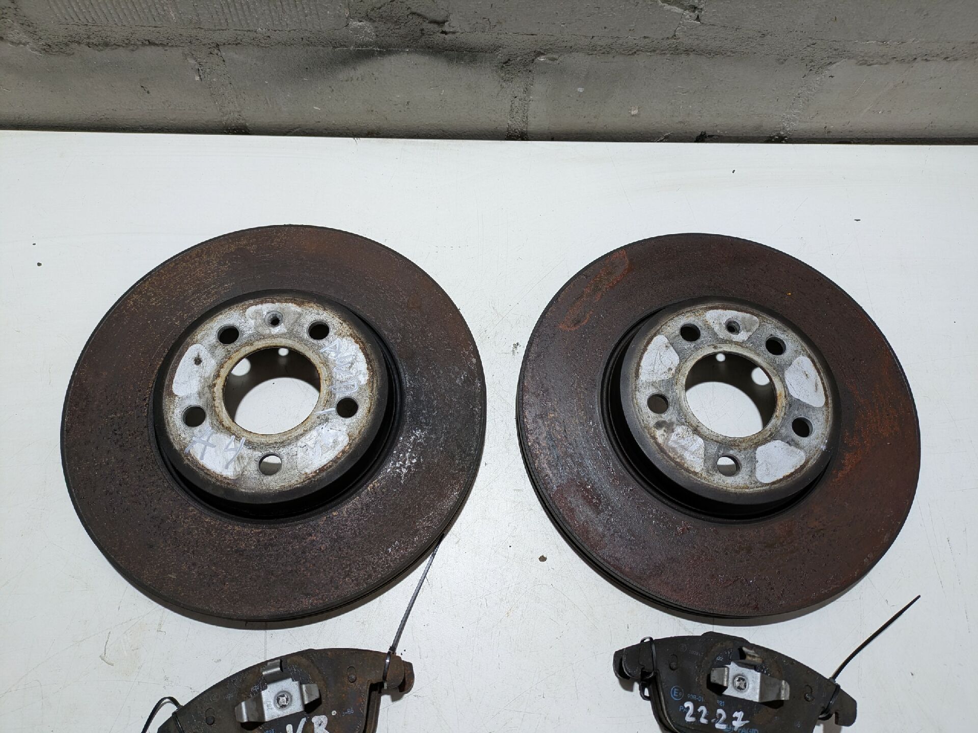 Satz Bremsscheiben Vorne