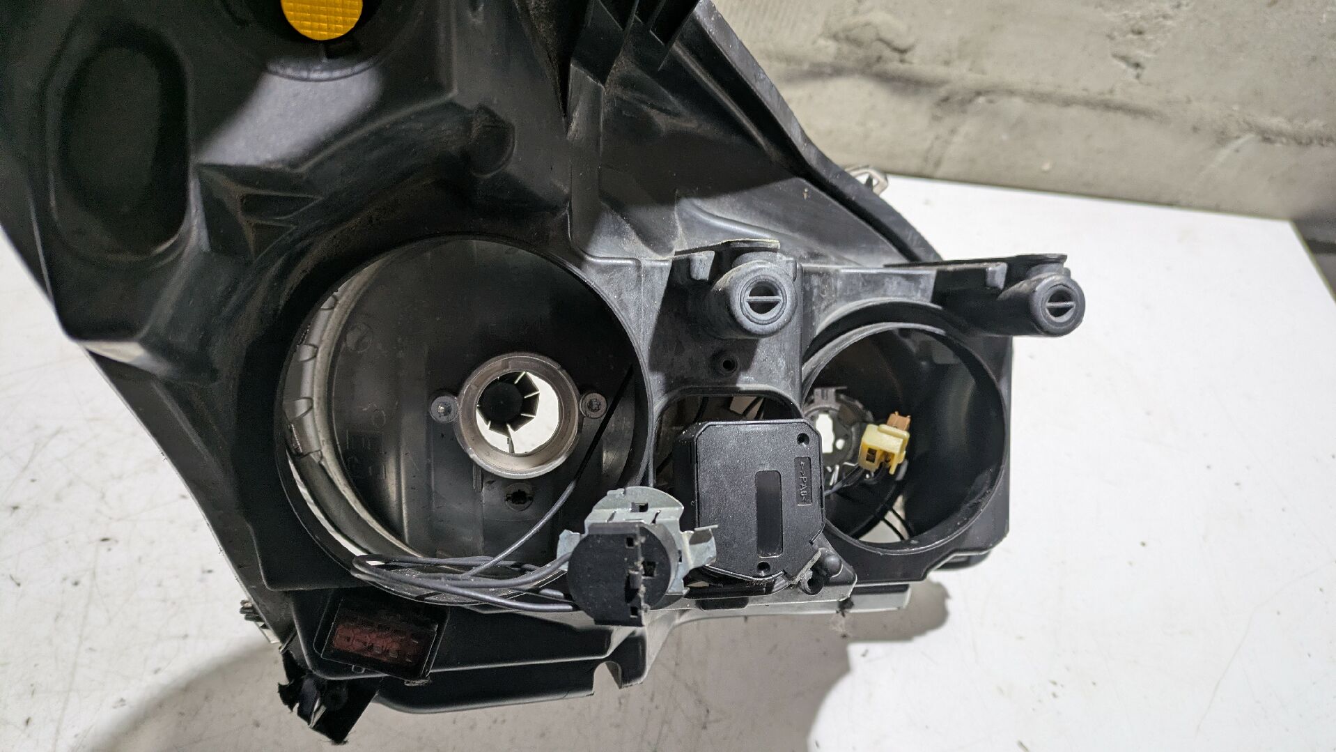 Scheinwerfer Links