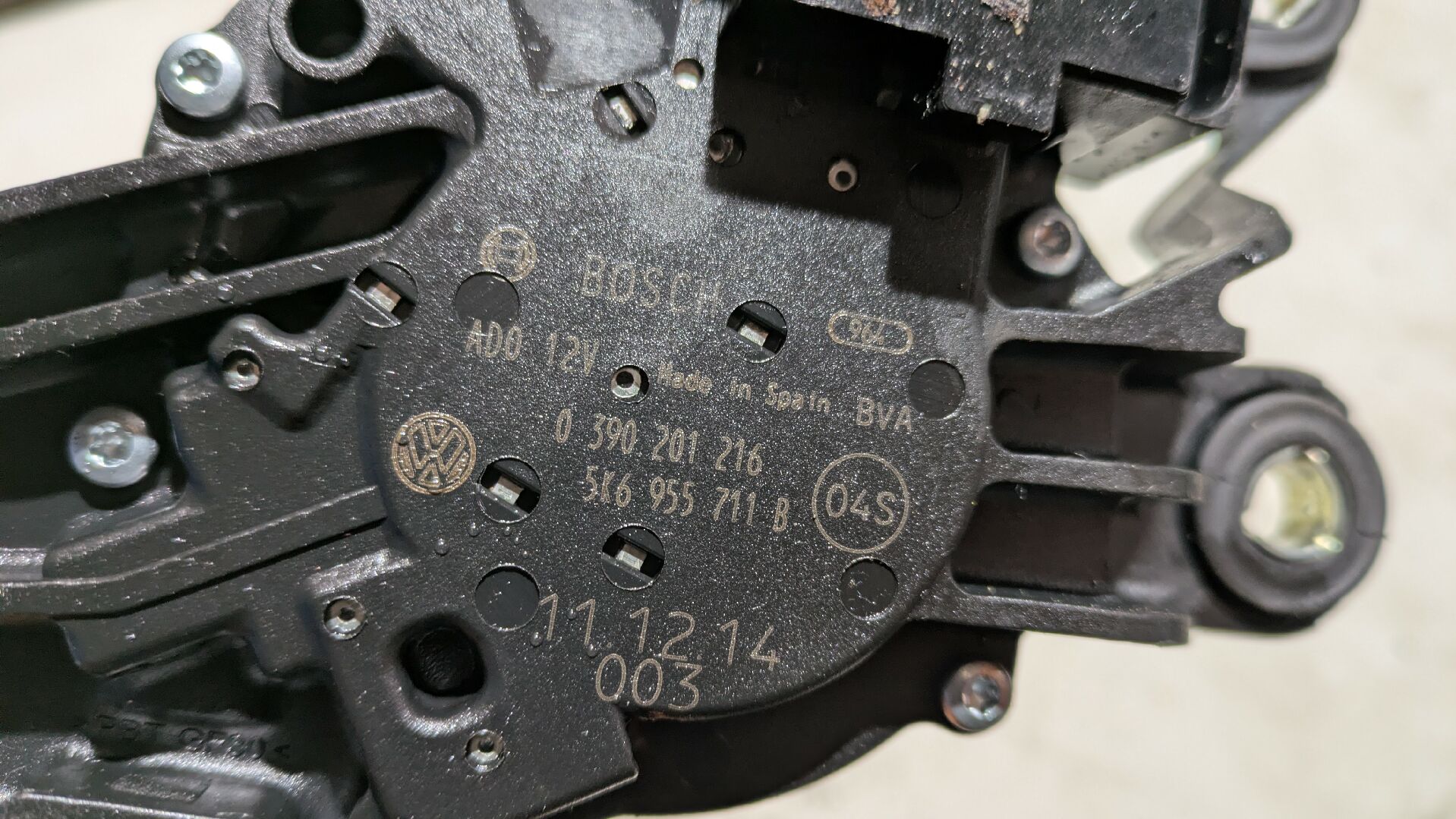 Scheibenwischermotor hinten