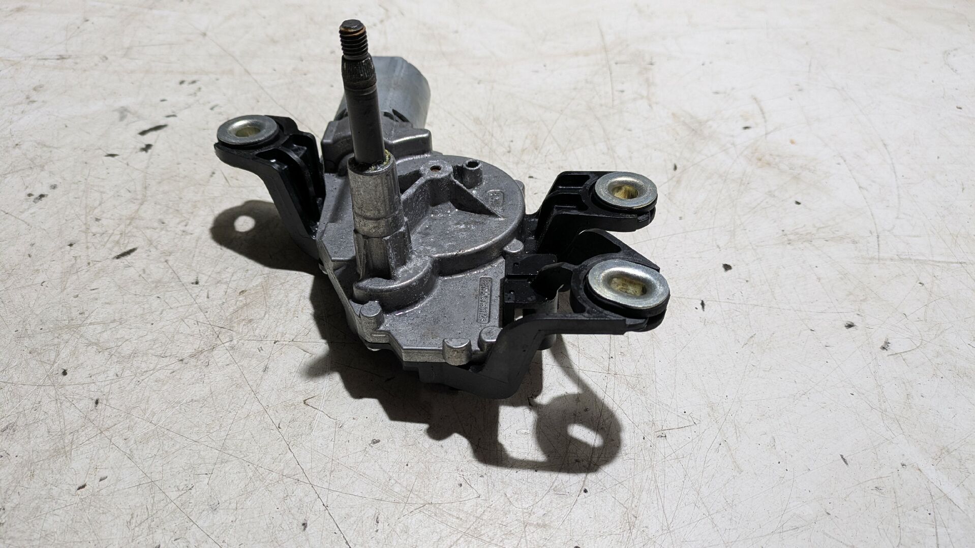 Scheibenwischermotor hinten