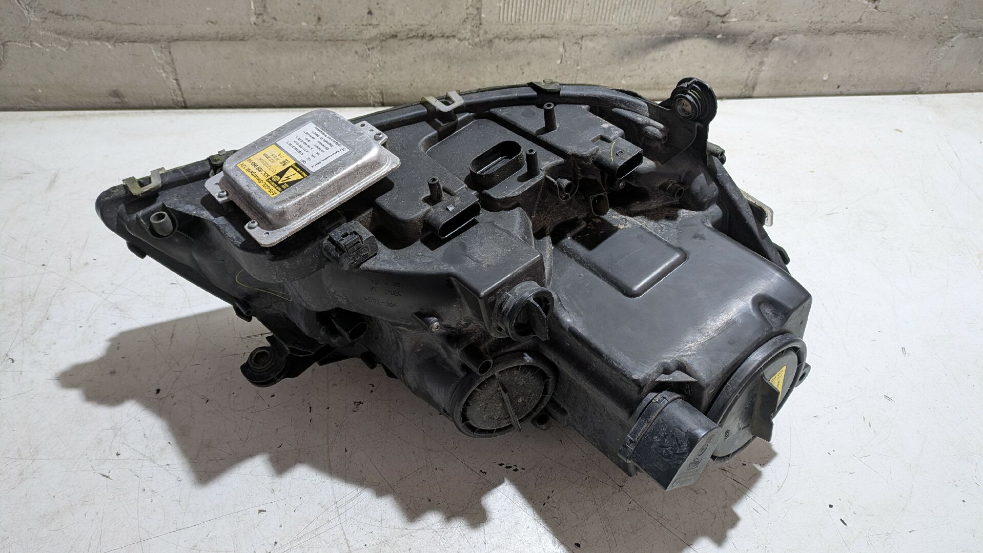Scheinwerfer Links