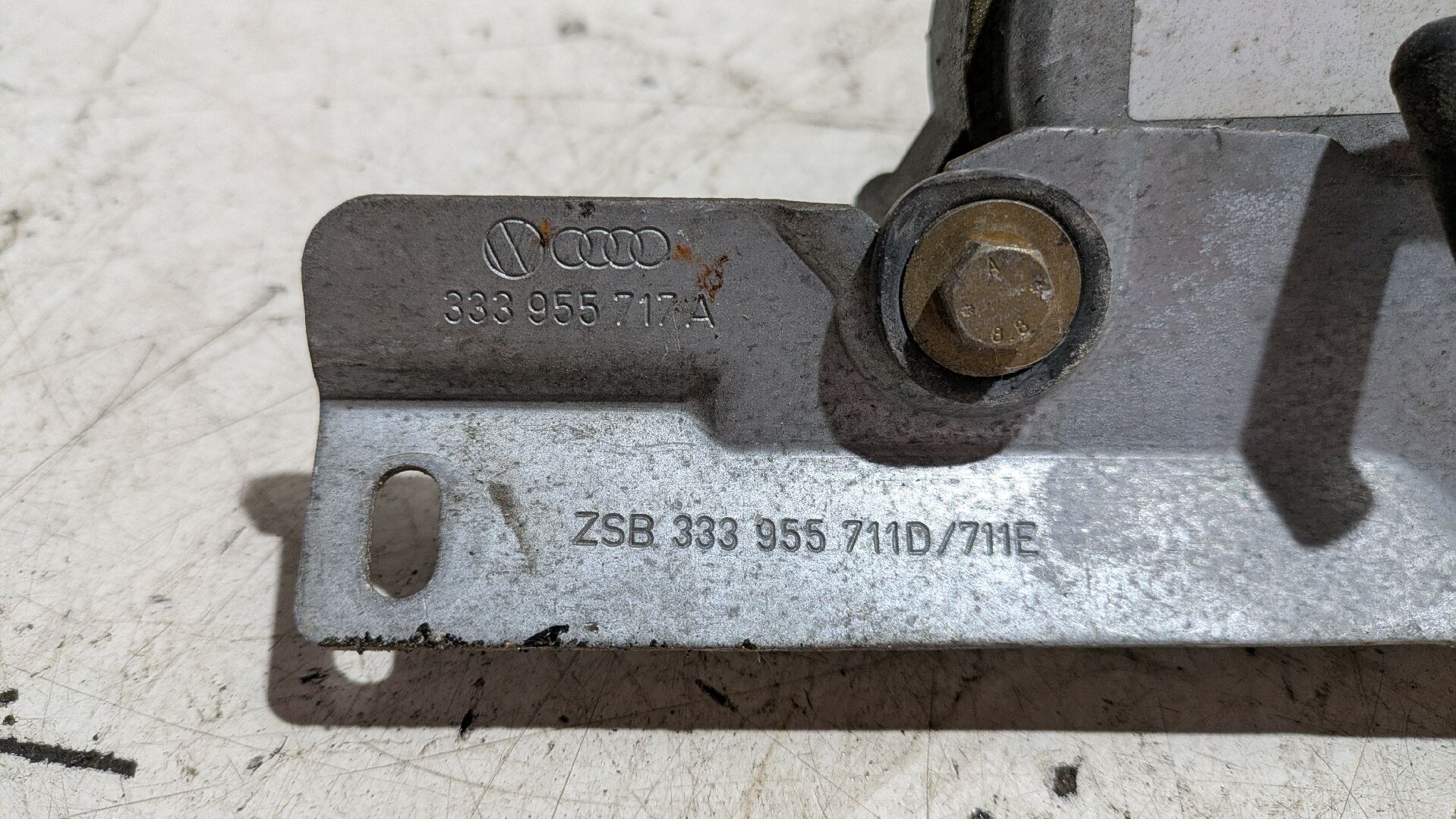 Scheibenwischermotor