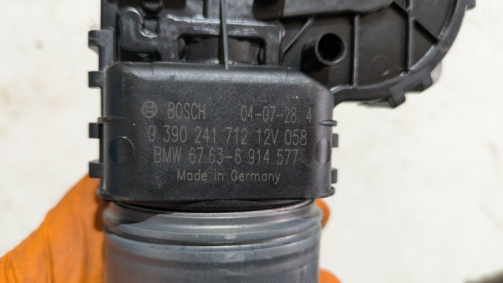 Scheibenwischermotor Vorne
